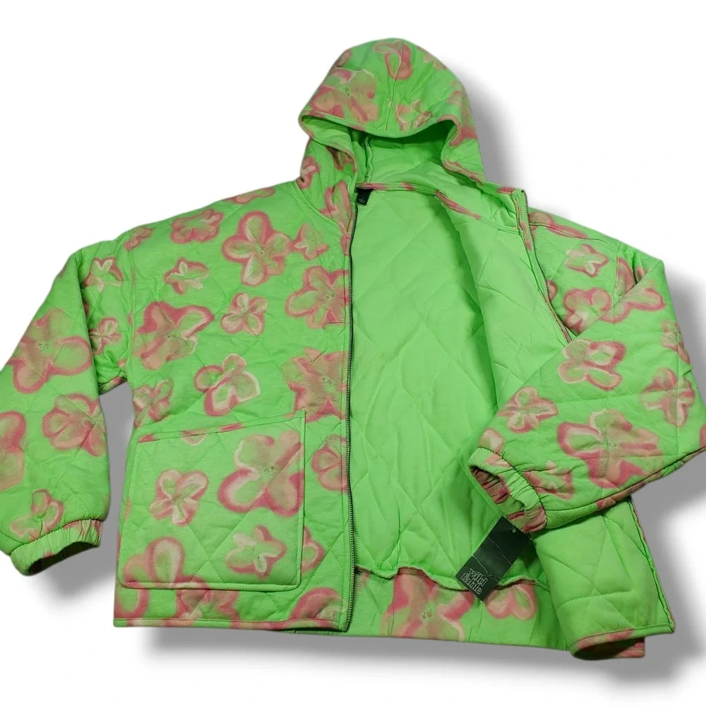 Wild Fable Quilted Hooded Bomber Jacket Womens L‎ Green Pink Floral Art to Wear